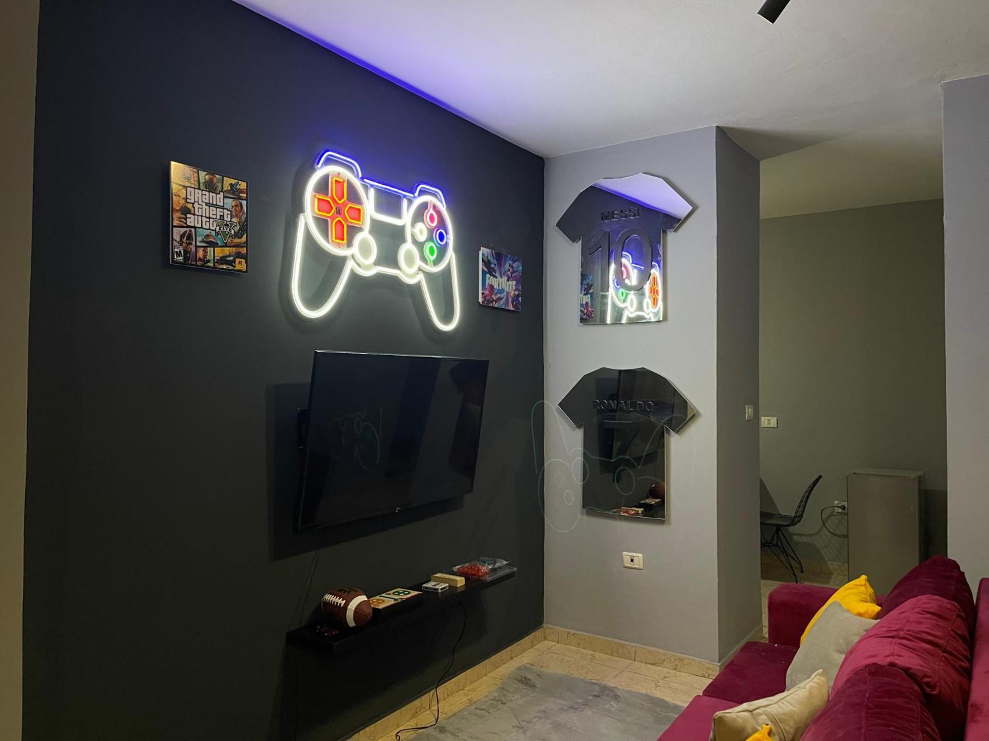 Super House 2 Blloku - 3 Rooms Tirana Esterno foto